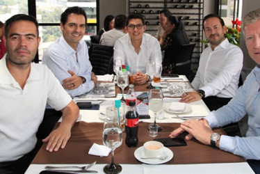 Andrés Valencia, Pablo Andrés Pérez, Julián Quiceno, Sebastián Vargas y Uriel Sepúlveda.
