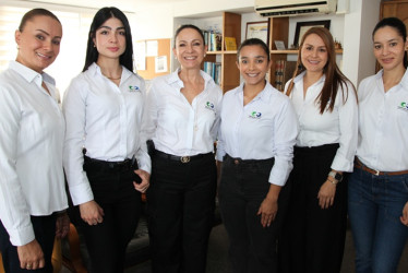 Fotos | Argemiro Idárraga | LA PATRIA Paula Andrea Bernal, Lorena Ramírez, Ana María González, Laura Vanessa Gómez, Tatiana López y Andrea Delgado.