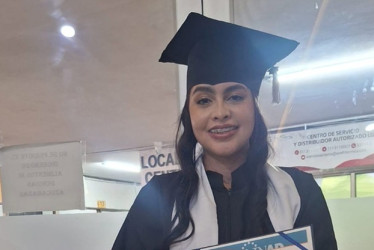 Yesica Lorena Bedoya Tangarife, natural de Manzanares (Caldas), obtuvo su título como Ingeniera de Sistemas en la Universidad Nacional Abierta y a Distancia.