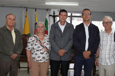 Jaime Albero Galeano, Albeiro Valencia Llano, Martha Beatriz Ramírez, Huberto Salazar, Luis Fernando Sánchez, Alfredo Jaramillo y Anibal Bustamante.