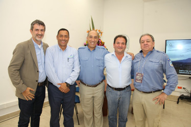 Santiago Villegas, Germán Alonso Páez, Luis Olmedo Martínez, José Fernando Pérez y Jorge Eduardo Ceballos. 