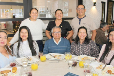 Sandra Franco, Liliana Orozco, Diego Arango, Yaneth Milena Correa, Diana Ocampo, Carolina Gallego, Luz Ángela Correa y Julián Peláez.