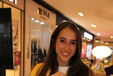 Fotos | Argemiro Idárraga | LA PATRIA Sofía Spaggiari, autora del libro.