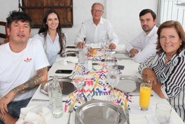 Santiago Dussan López, Camila Villegas Giraldo, Álvaro Dussan Luberth, Juan Martín Dussan López y Patricia López Villegas.