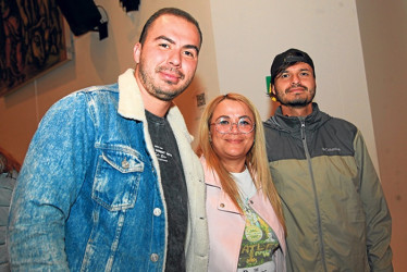 Ricardo Andrés Henao, Luisa María Arango y Alejandra Acevedo.