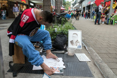El dibujante de la calle Junín de Medellín