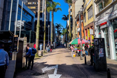 El lector Felipe Jiménez nos compartió esta fotografía de cómo se encuentra la carrera 23 en este mediodía de lunes.