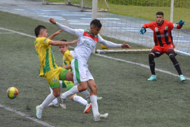La Selección Caldas Sub-17 ganó el segundo de diez partidos disputados y goleó 4-2 al entonces Líder Manizales F.C.