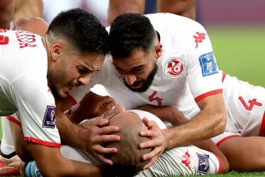 Bochorno de Francia ante Túnez, a la que no le sirvió la victoria 1-0