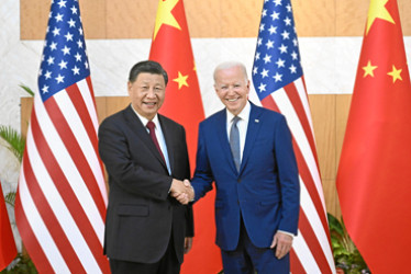 Foto|EFE|LA PATRIA  El presidente de China, Xi Jinping, saludó y se reunió ayer con su homólogo de Estados Unidos, Joe Biden, un día antes de iniciar la Cumbre del Grupo de los 20 en Bali (Indonesia).