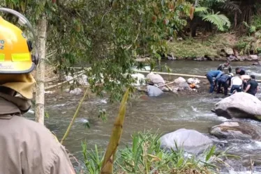 Una persona muere en el río Campoalegrito, en Chinchiná