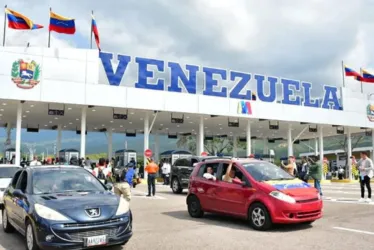 Colombia fija requisitos para vehículos desde Venezuela a partir de 9 febrero