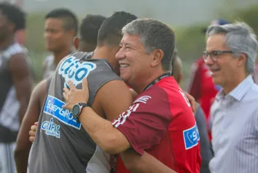 Hernán Darío Gómez inició este miércoles su etapa con el Junior de Barranquilla. 