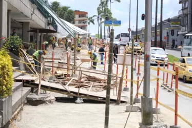 Así lucen las obras cerca a la Universidad de Manizales.