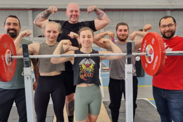 Parte del equipo canadiense que llegó a la ciudad para participar en el Panamericano Sub-20 de este deporte.