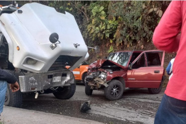 Así quedaron los automotores luego del choque.