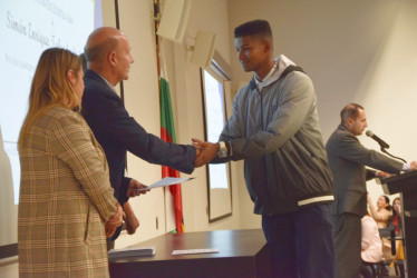 El rector de la Universidad Autónoma de Manizales les dio la bienvenida a los mejores estudiantes del Eje Cafetero.