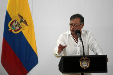 Petro dice que por "hacer trizas" el acuerdo de paz subieron las masacres en Colombia