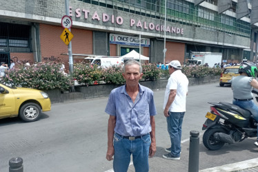 Alirio Parra Bravo, de 64, apodado Palillo, este domingo en el estadio Palogrande. 