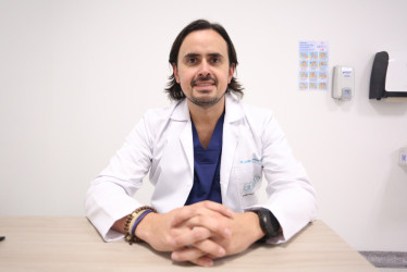 Dr. Julián Escobar