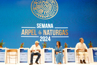 El presidente de Colombia, Gustavo Petro, y la presidenta de Naturgás, Luz Stella Murgas, cruzaron declaraciones en el cierre de la Semana Arpel-Naturgás 2024.