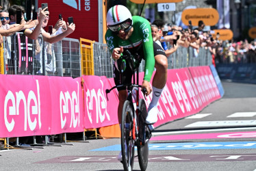 El italiano Filippo Ganna se coronó en la etapa 14 del Giro de Italia 2024.