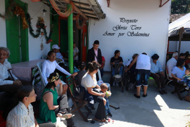 El proyecto Gloria Toro en Salamina ayuda a adultos mayores de ese municipio.