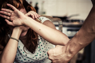 agresión a mujer