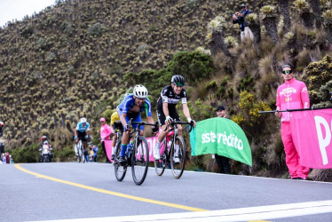 La llegada en El Sifón, vía Murillo - Manizales, en la cuarta etapa de la Vuelta a Colombia. 