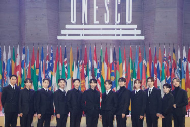 El grupo de K-pop Seventeen, embajador de Buena Voluntad de la Unesco.