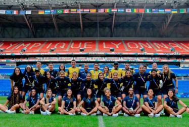 La Selección Colombia femenina en el estadio de Lyon, en donde debutará ante Francia en los Juegos Olímpicos París 2024.