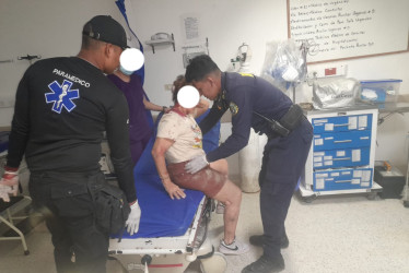 Debió ser llevada a centro hospitalario.