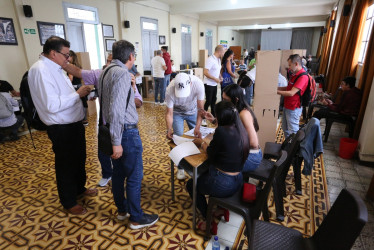 El sindicato Educadores Unidos de Caldas (Educal) convocó al proceso electoral que se cumplió este viernes luego de una supsensión temporal ante una tutela, que al final falló a favor de la organización. En Manizales el puesto de votación fue el Liceo Isabel La Católica. 