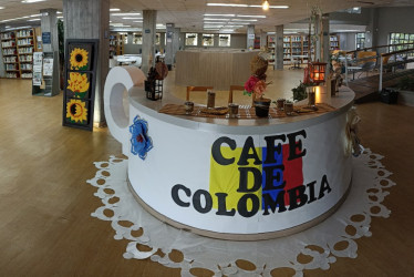 El café se convierte en protagonista en la Feria del Libro de la Universidad Autónoma.