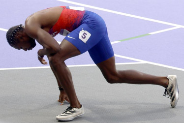 Noah Lyles tras competir la final de los 200 metros planos de los Juegos Olímpicos París 2024. 