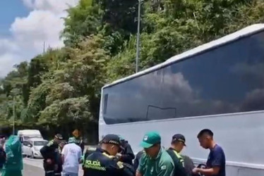 Llegada hinchas Deportivo Cali. 