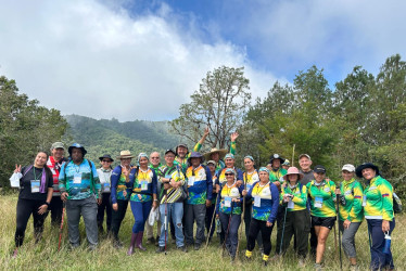 Desde tempranas horas, los participantes encaran la jornada con la frente en alto y el anhelo de gozarse cada detalle de su caminata por los territorios rurales de Riosucio.