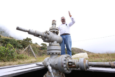 Geotermia, al descubierto: Caldas se perfila como un epicentro de la transición energética en Colombia. Julián López, coordinador del proyecto geotérmico en el valle de Nereidas (Villamaría), muestra el pozo perforado en 1997. Chec, Ecopetrol y Baker Hughes quieren revivir el proyecto. LA PATRIA le muestra el impacto, los beneficios y un mapa de esta fuente de energía en Colombia.