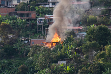 Imagen del incendio en Villa Jardín. 