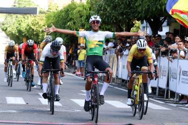 Óscar Iván Restrepo, ciclista caldense ganador de la primera etapa de la Vuelta del Futuro en Casanare.