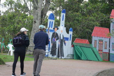 Figuras planas y volumétricas hacen parte de las piezas que se observarán en la avenida 12 de Octubre del barrio Chipre de Manizales.