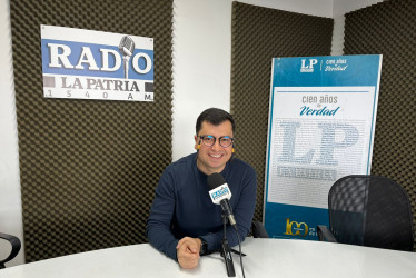 Luis F. Molina, periodista meteorológico manizaleño.