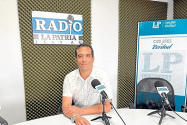 El secretario de Planeación Municipal, José Fernando Olarte, indicó en entrevista con LA PATRIA Radio que la Alcaldía planea para el próximo año una inversión de $200 mil millones en obra física