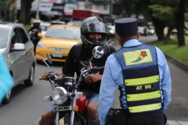 Pico y placa en Pereira seguirá igual en diciembre: carros con el último número de la placa y motos con el primer número de la placa.