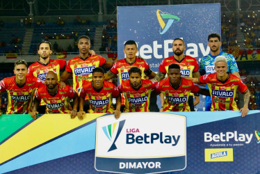 El equipo también ha vinculado a Fernando Lesme, delantero paraguayo, pero no ha hecho oficial su llegada