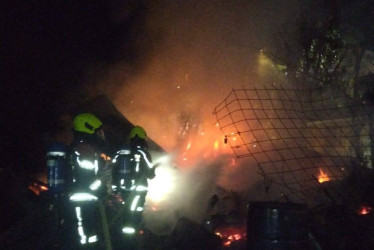 La conflagración se registró en la madrugada de este jueves en Marmato.