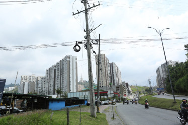 El Llanero iba caminado sobre el andén cuando le cayó el cable en la tarde del miércoles (29 de enero). 