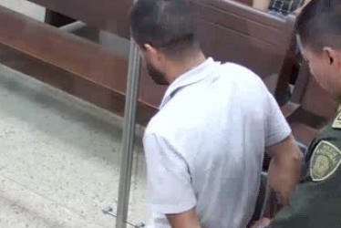 Foto| LA PATRIA  Tras los argumentos de la fiscal, el juez aceptó mandarlo a prisión para proteger a la víctima.