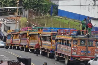 Cerca de 200 indígenas protestan en las afueras de la cárcel la 40 de Pereira y el Palacio de Justicia 