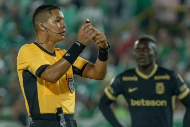 Once Caldas, Federación Colombiana de Fútbol, Comisión Nacional Arbitral